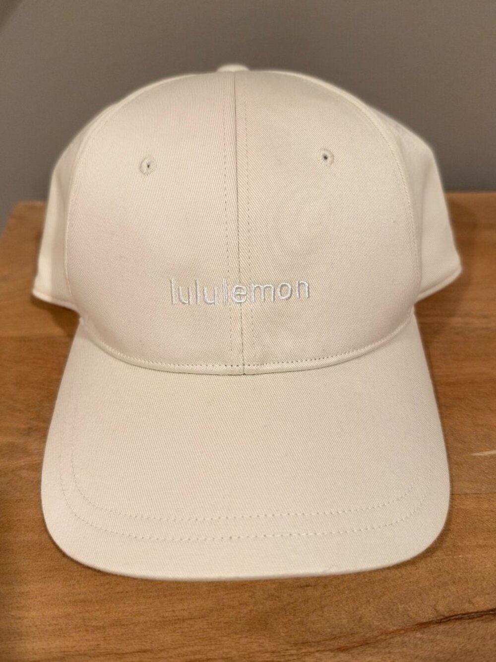 Lululemon Classic Ball Cap Wordmark in bone